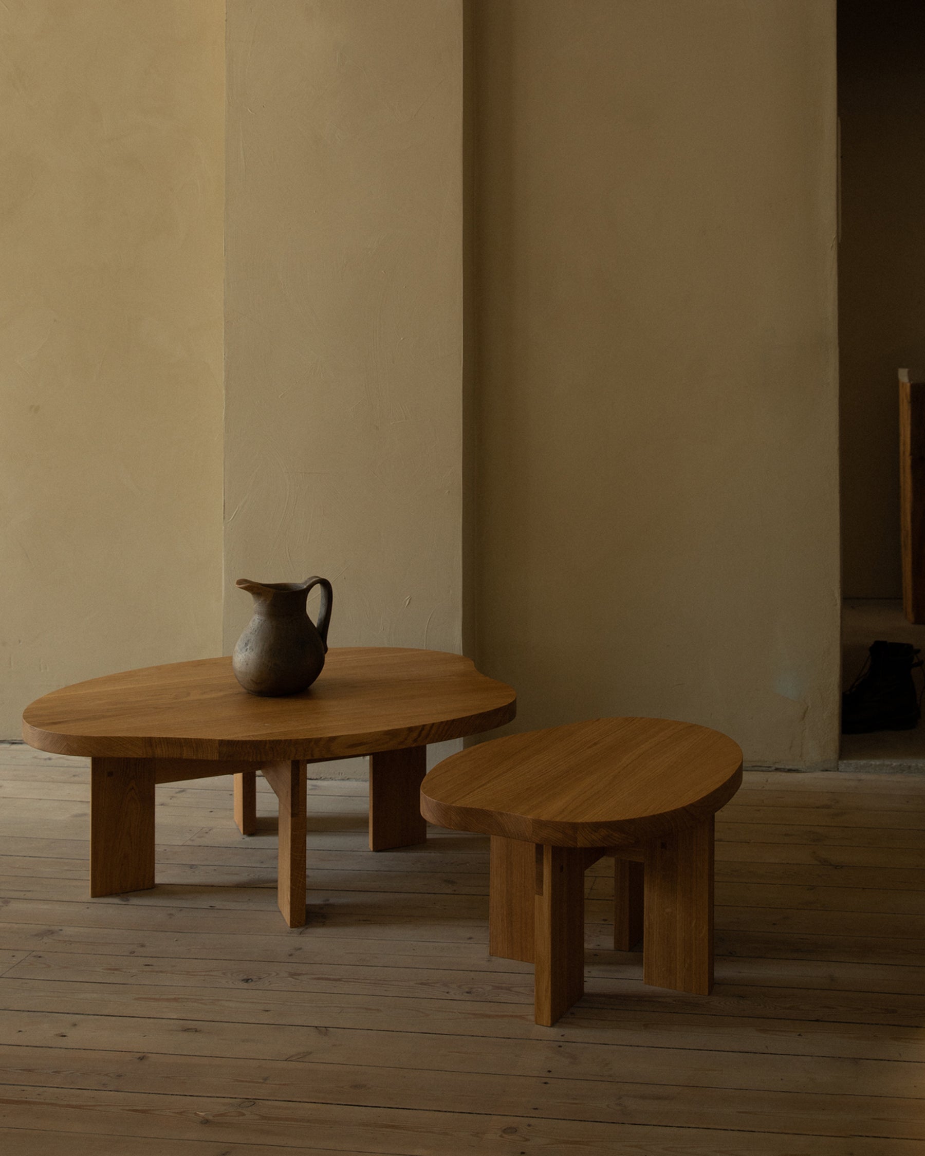 FARMHOUSE SIDE TABLE - Pond Natural Oak