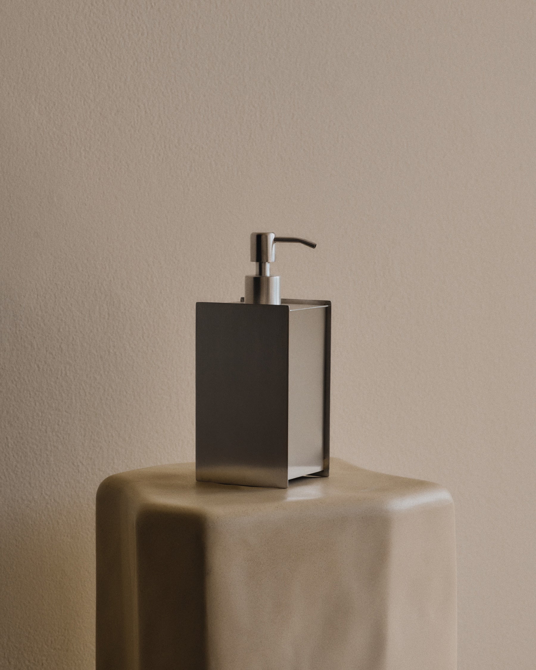 Sama Soap Dispenser - Brushed Stainless