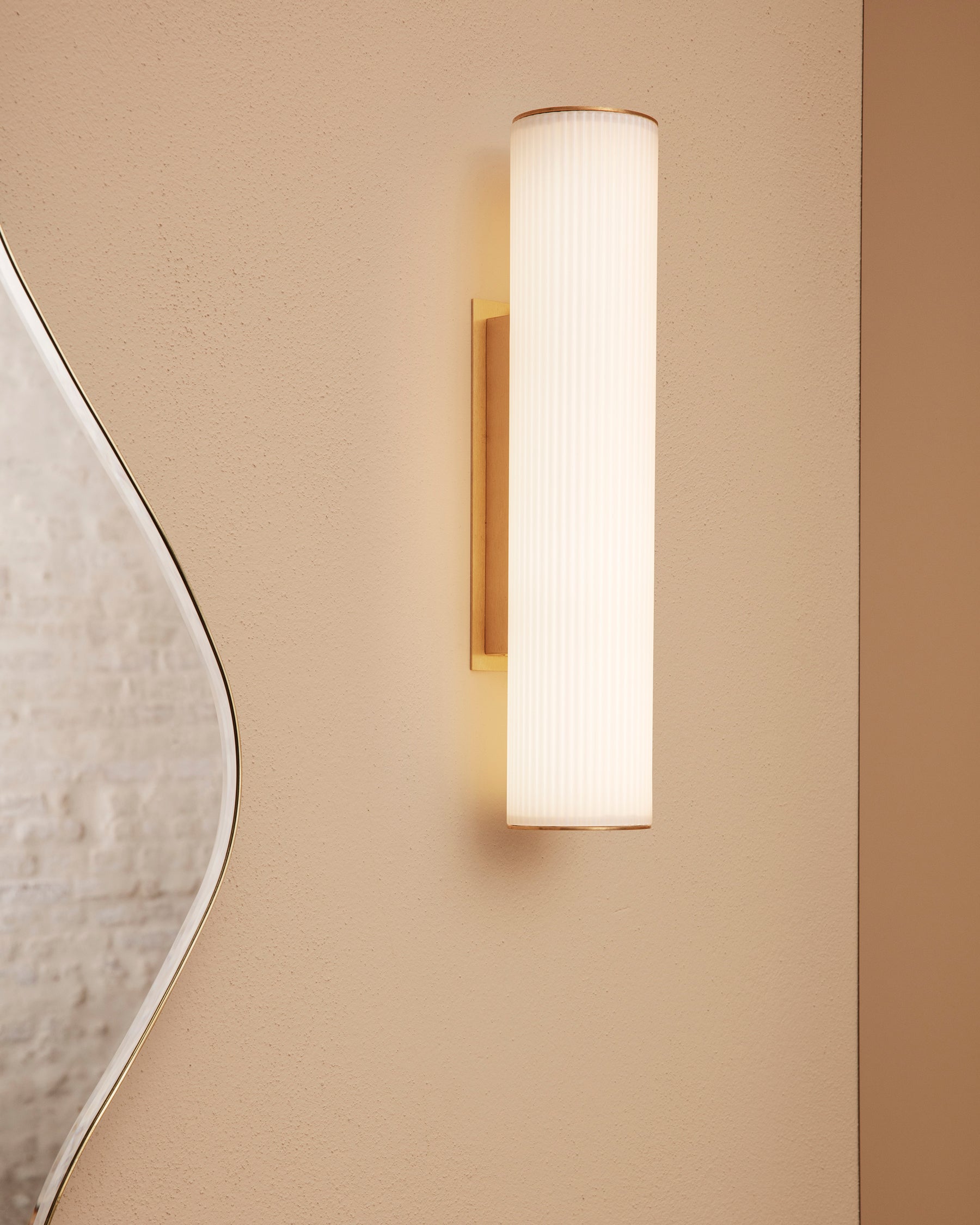 Vuelta Wall Lamp II 40 - White/Brass