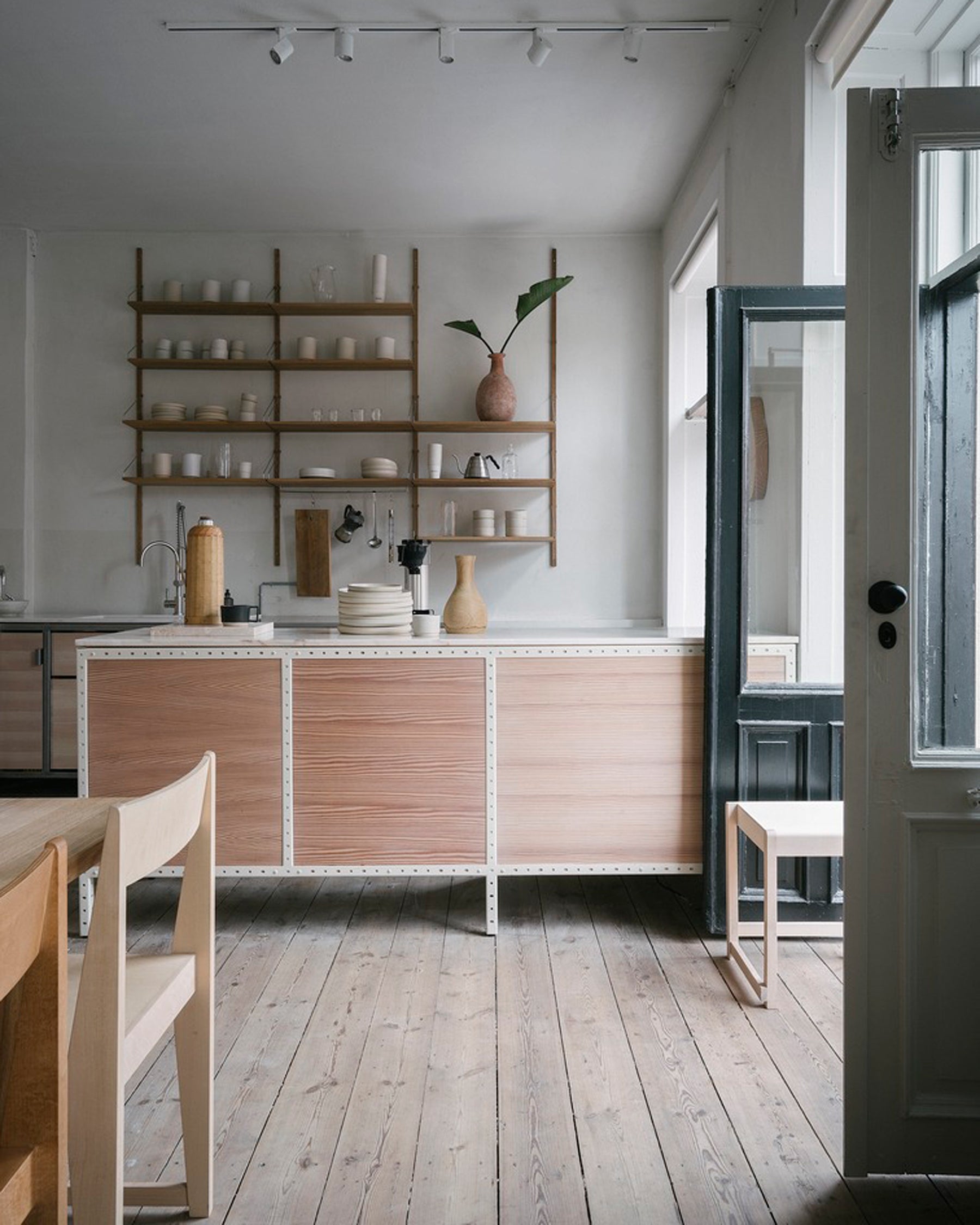 LOW STOOL 01 - Natural Birch