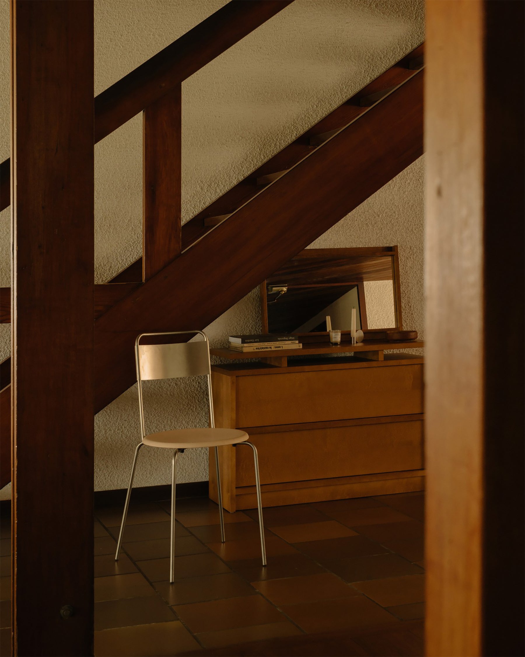 PETIT ROND CHAIR - Stainless Steel / Leather