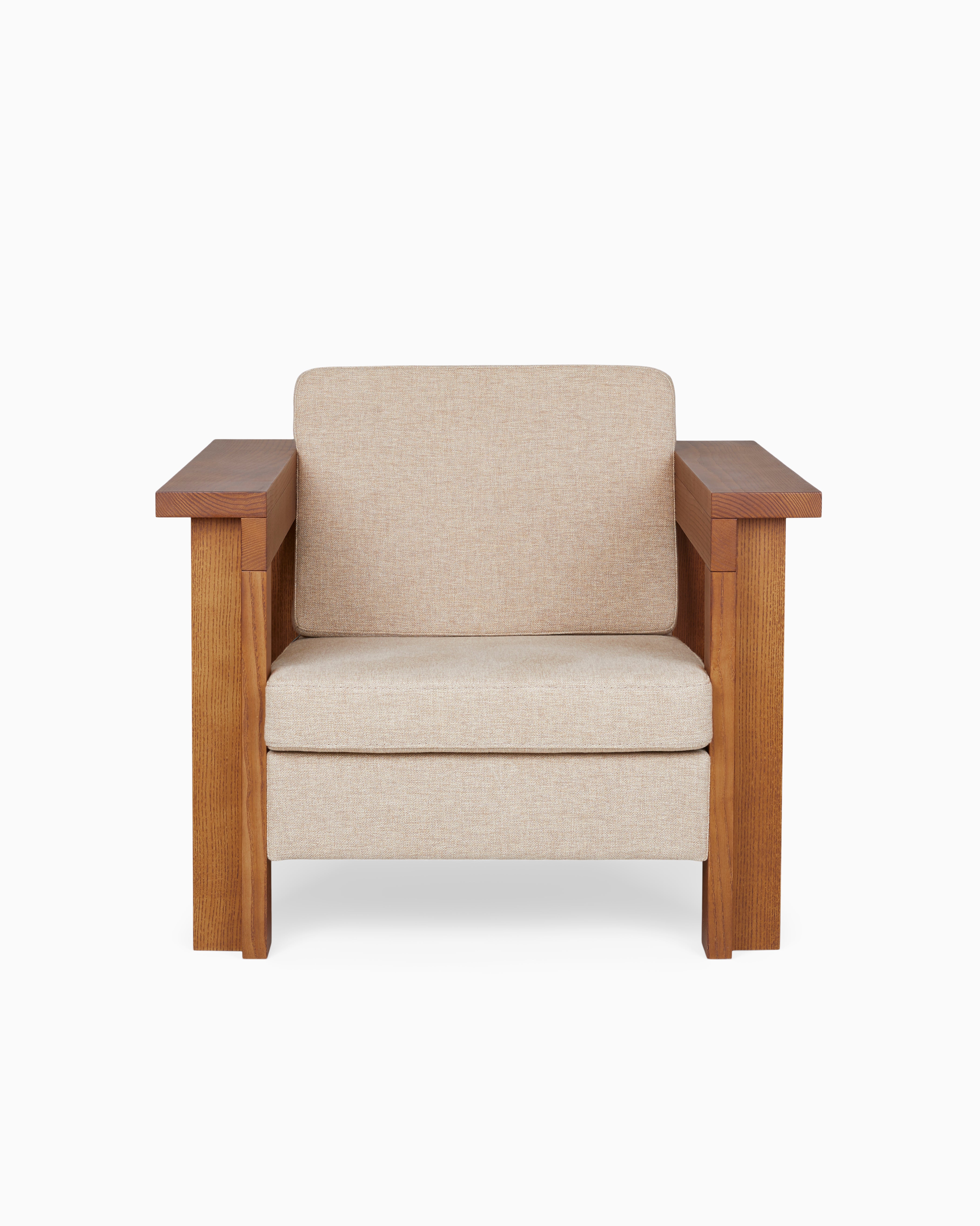 SYMMETRY LOUNGE CHAIR - Ash Wood / Oat Fabric