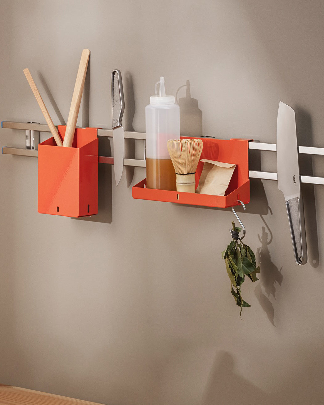 RS-S20 - Rack Shelf - Orange