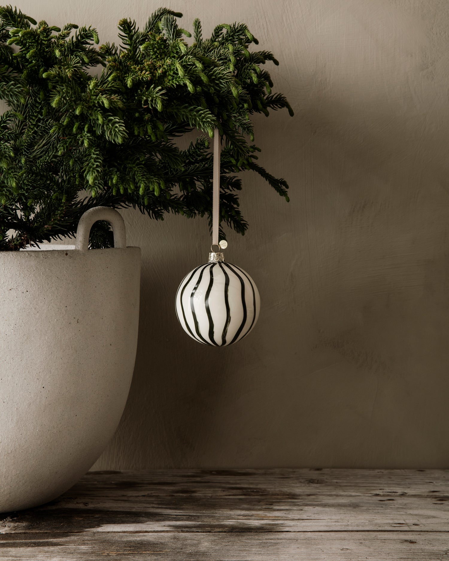 Glass Ornaments Lines - Set of 4 - Green