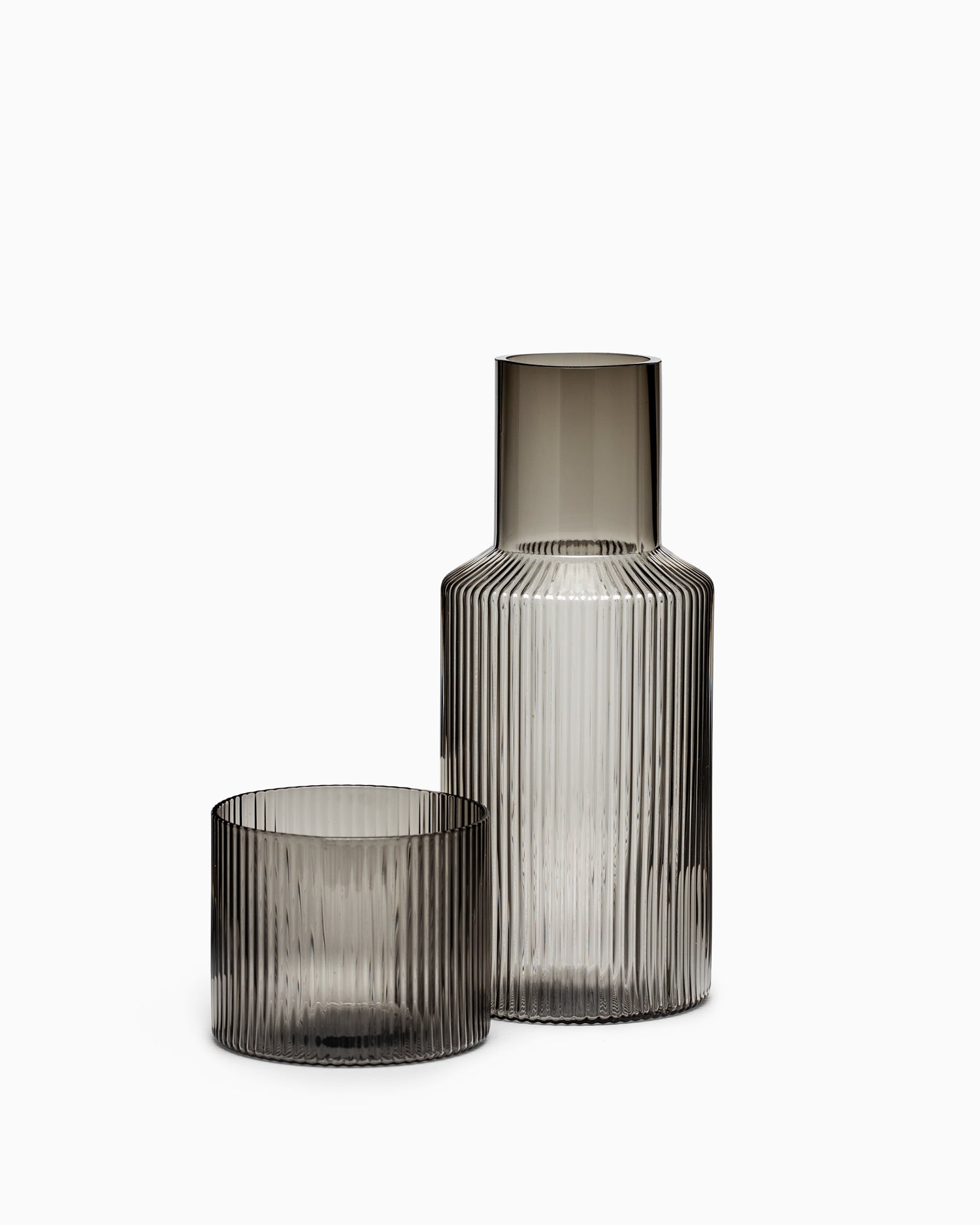 Ferm Living - Ripple Carafe Set - Small - Smoked Grey