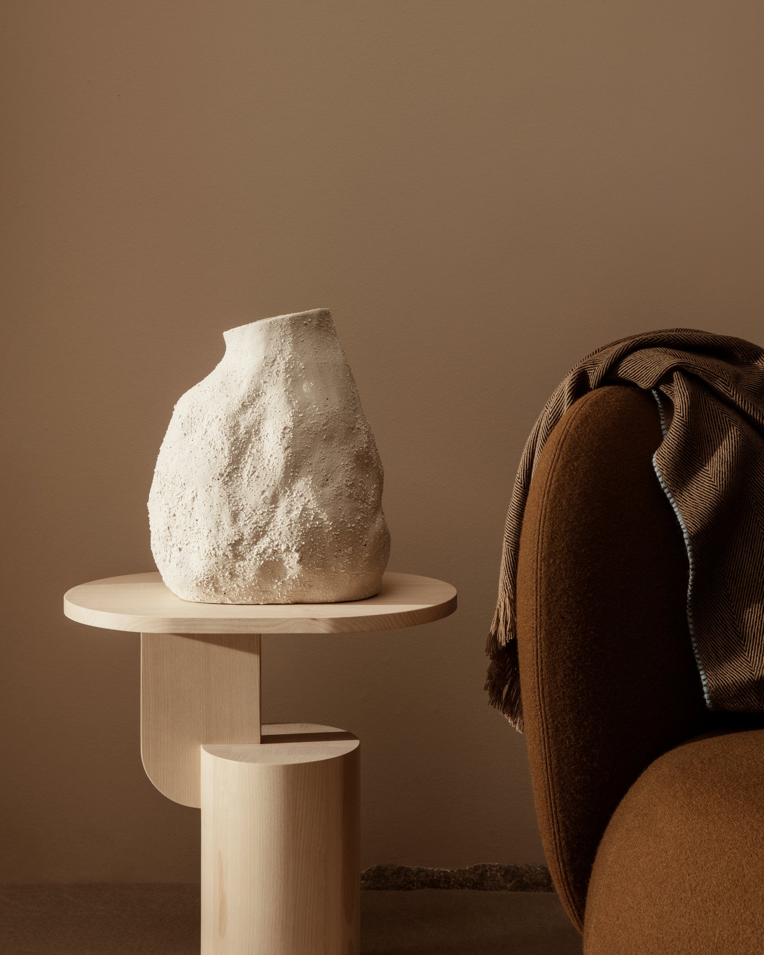 Vulca Vase Medium - Off White