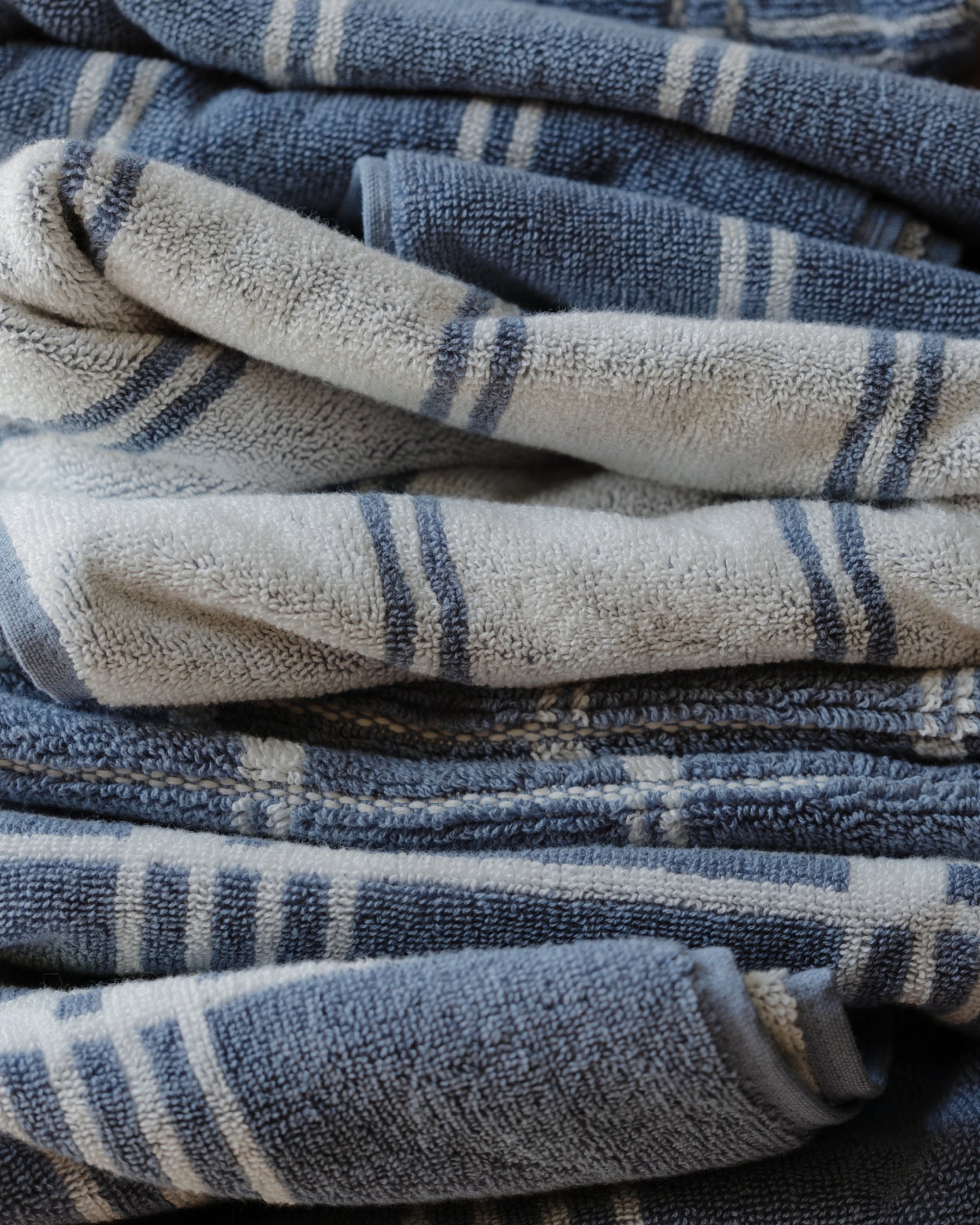 Sorn Bath Towel - Celeste / Chalk
