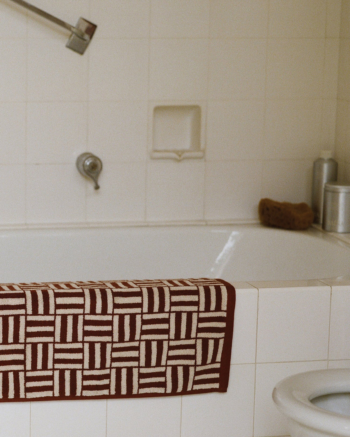 Saroma Bath Mat - Mudbrick & Crème