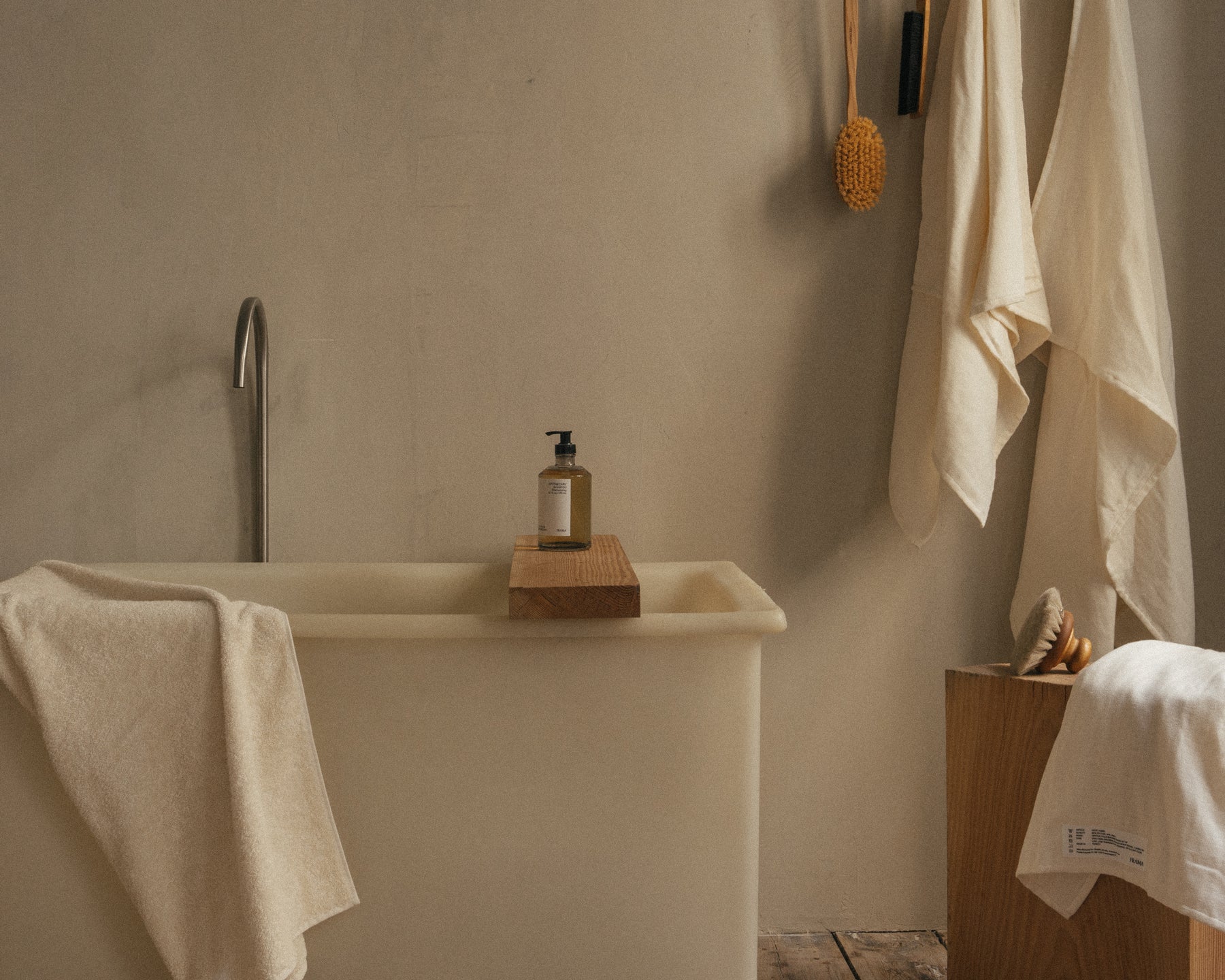 HEAVYTOWEL Hand Towel - Bone White