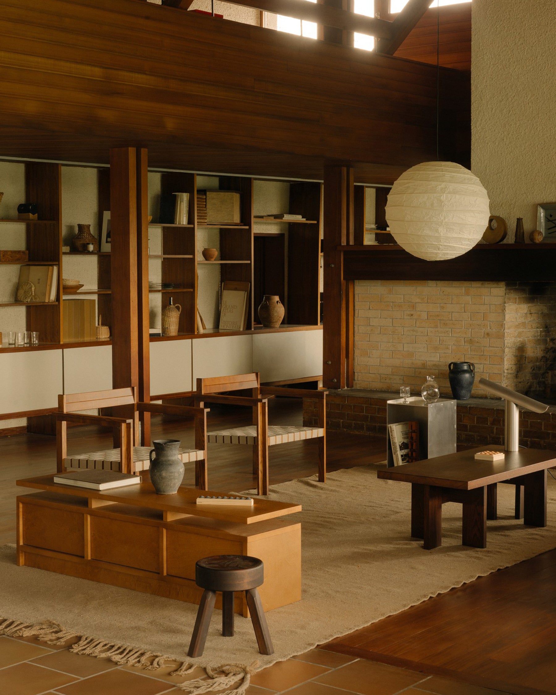 新品 Phaidon Japanese Interiors インテリアデザイン Japanese Interiors: Iida, Mihoko, Demetriou, Danielle