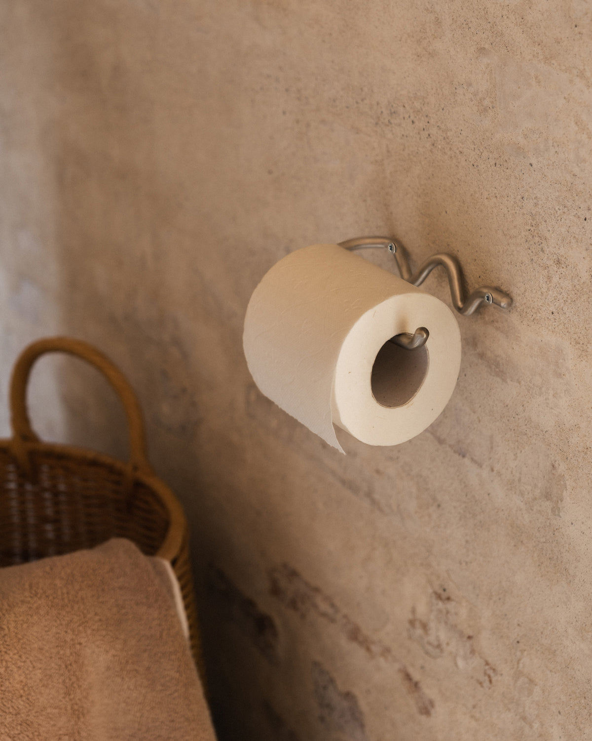 Curvature Toilet Paper Holder - Stainless Steel