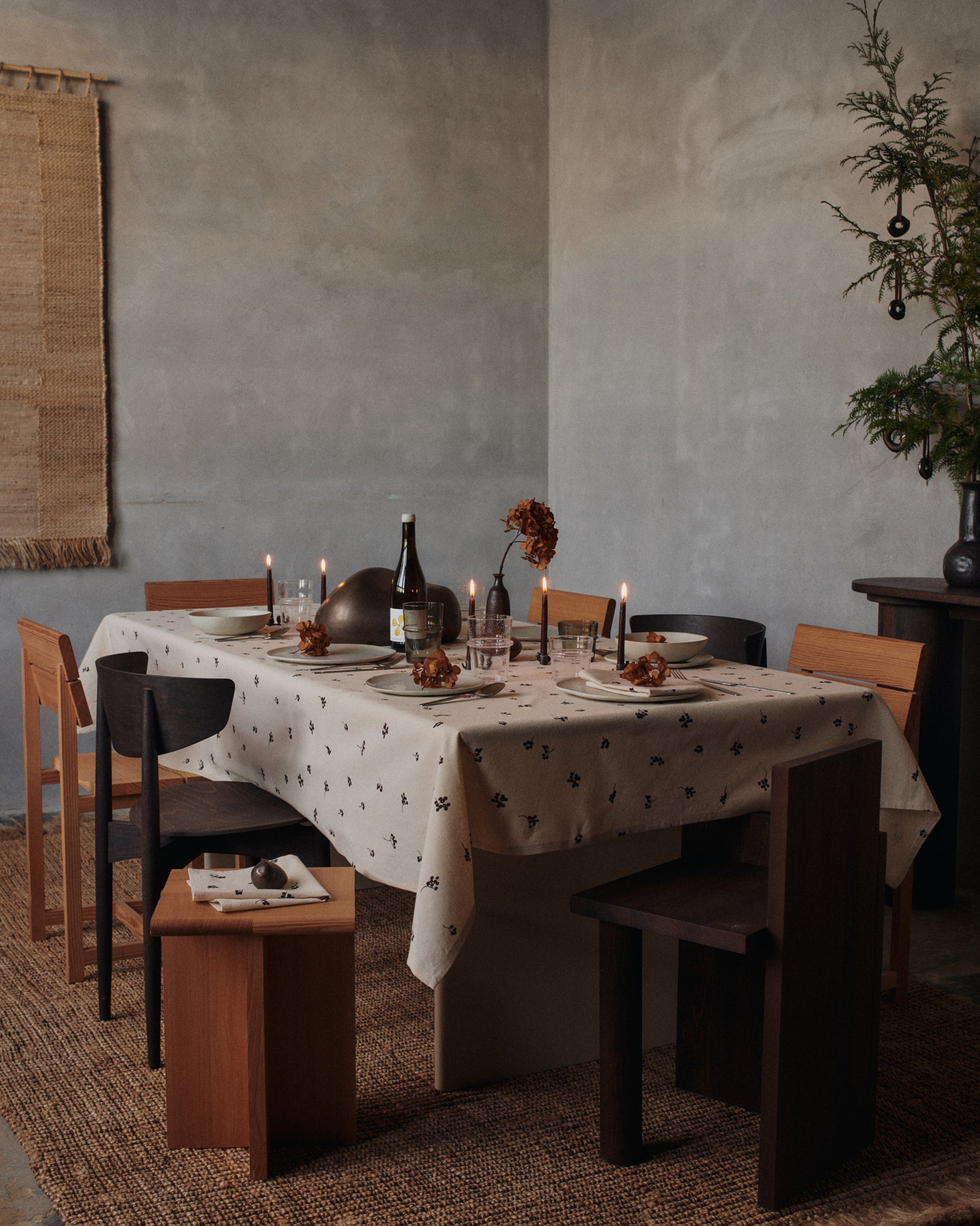 Baies Napkins Set of 4 - Natural/Dark Chocolate