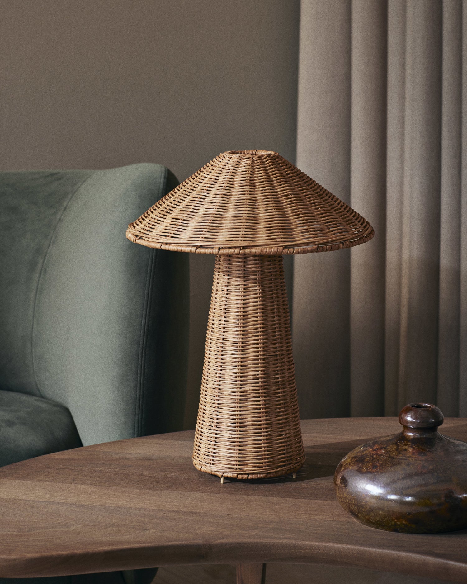 Dou Table Lamp