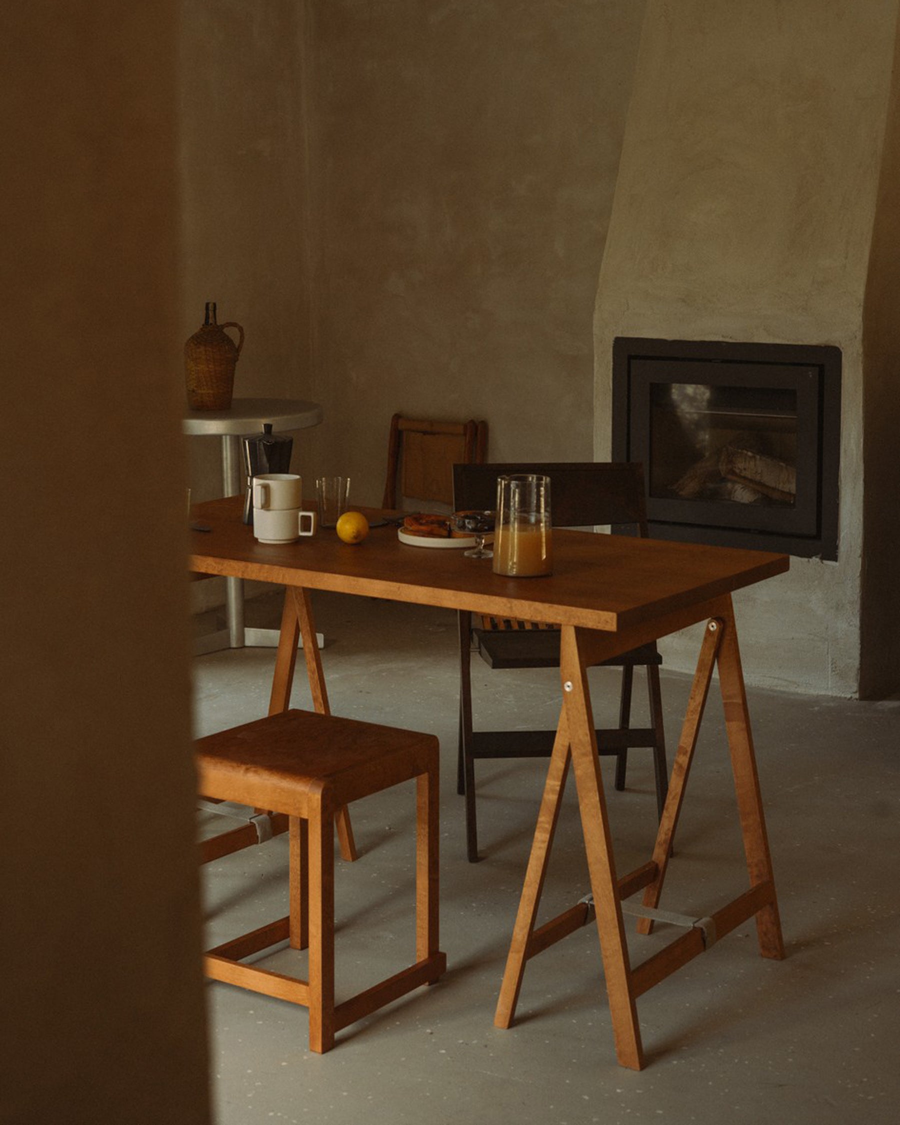 LOW STOOL 01 - Warm Brown Birch