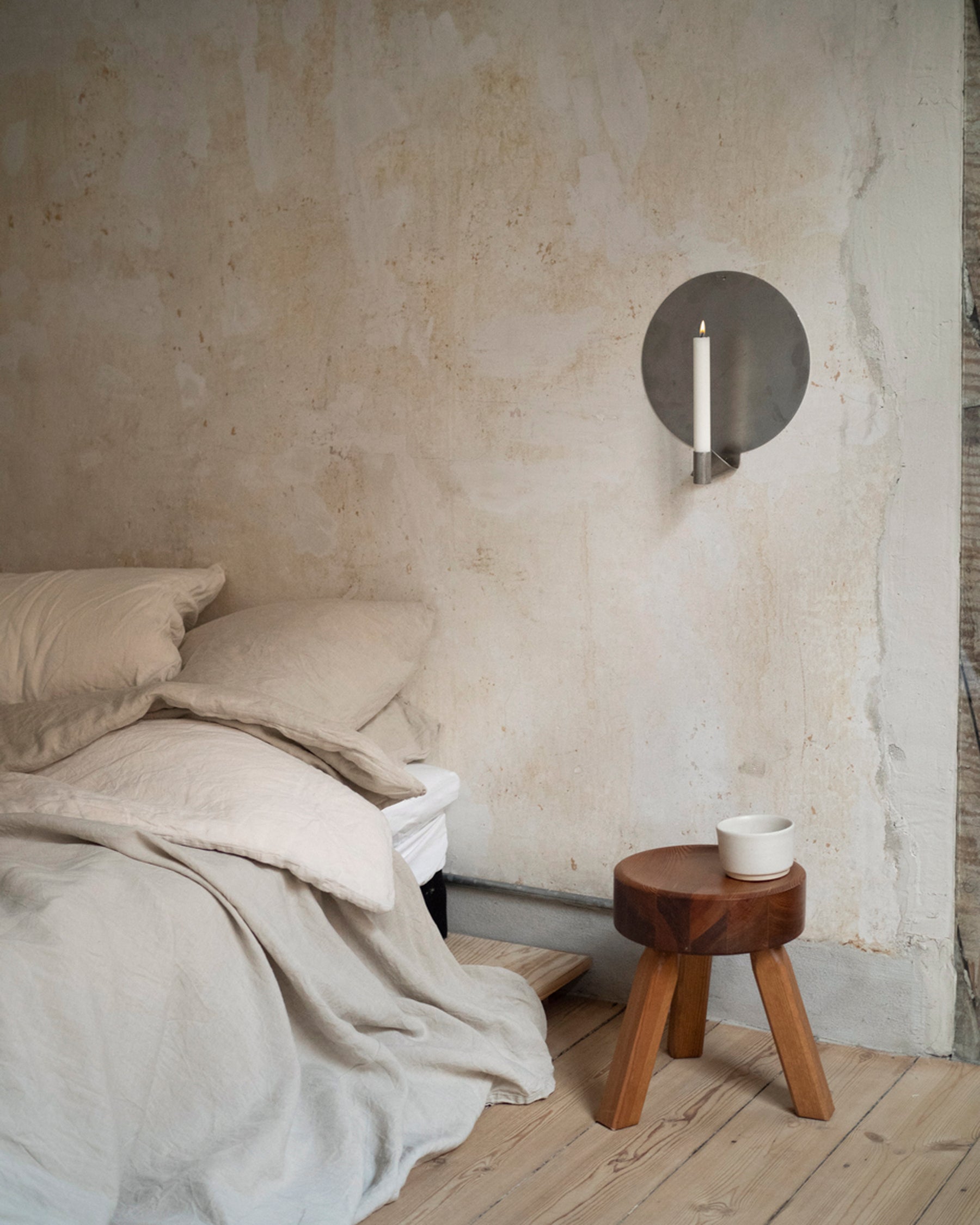 ORNAMENT CANDLE HOLDER - Round