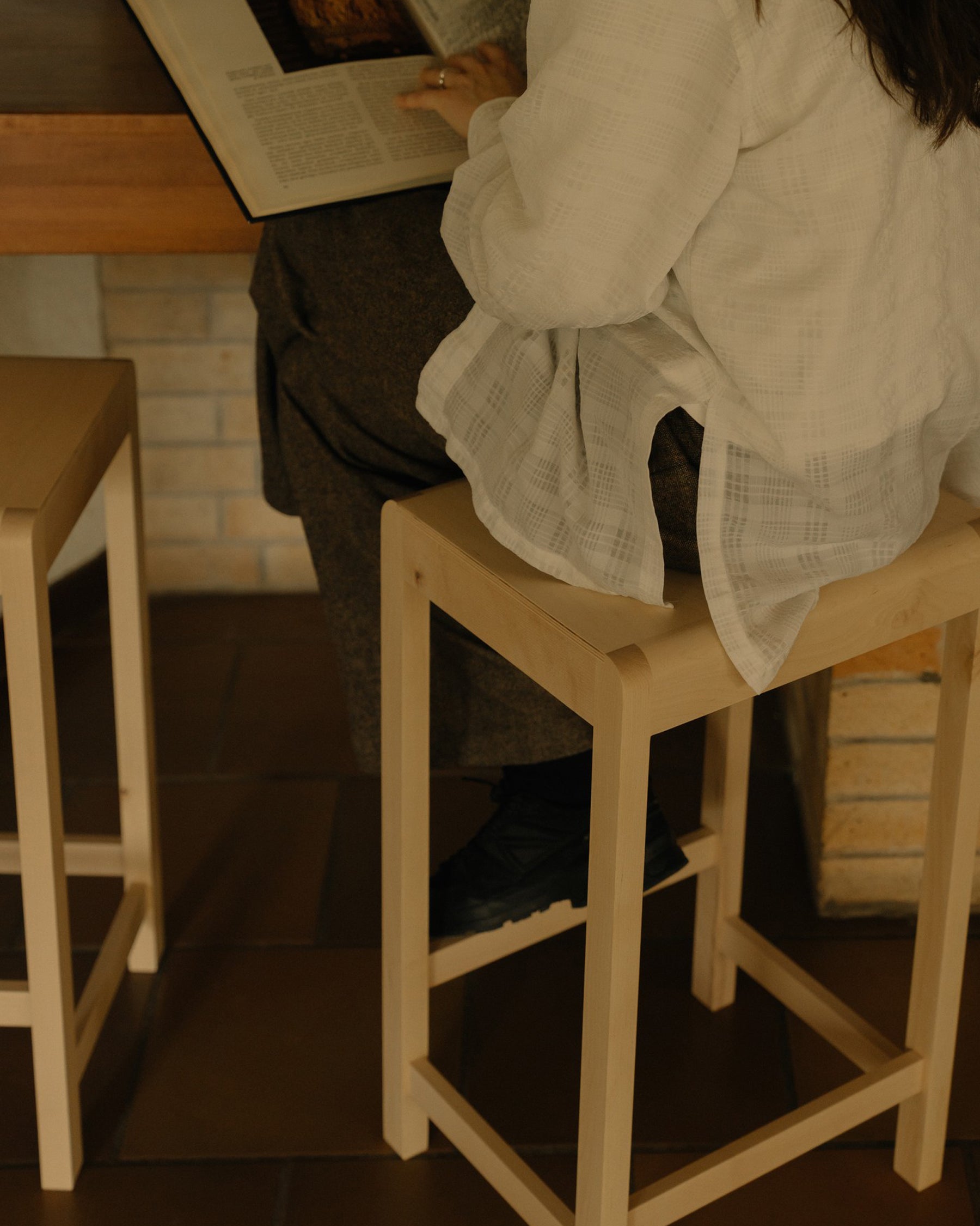 STOOL 01 H65 - Warm Brown Birch