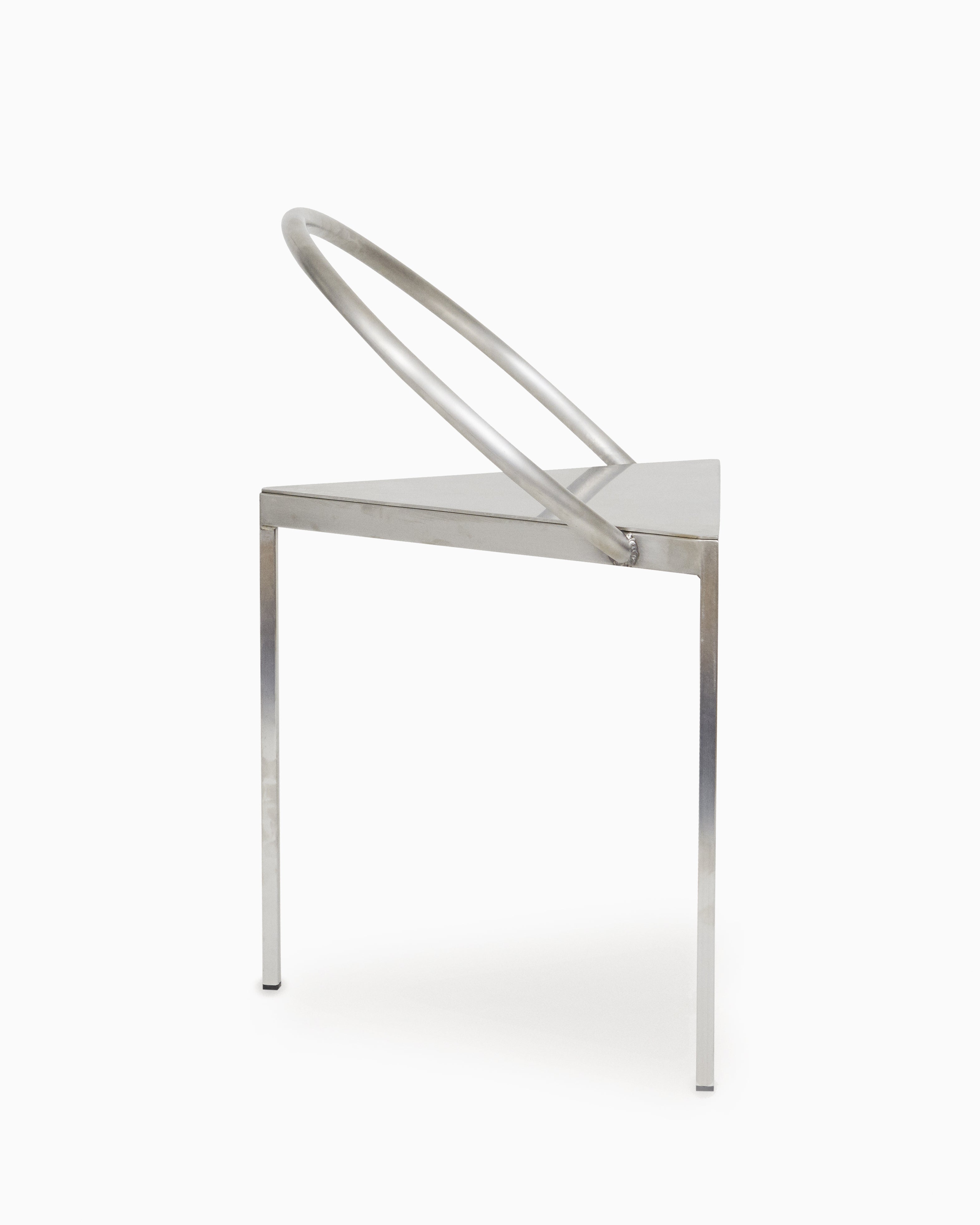 TRIANGOLO CHAIR
