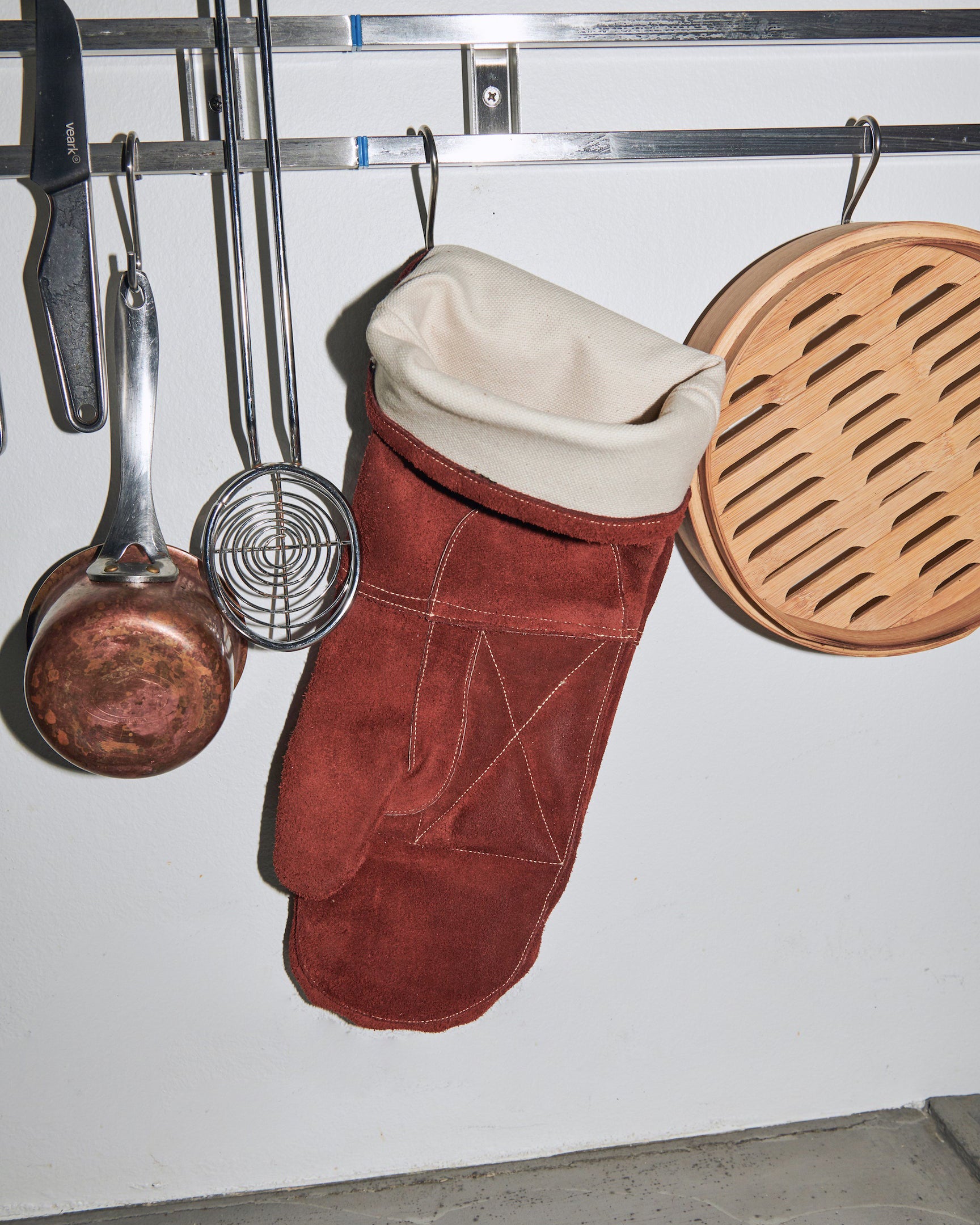 Veark Heat / Baking Mittens - Pair