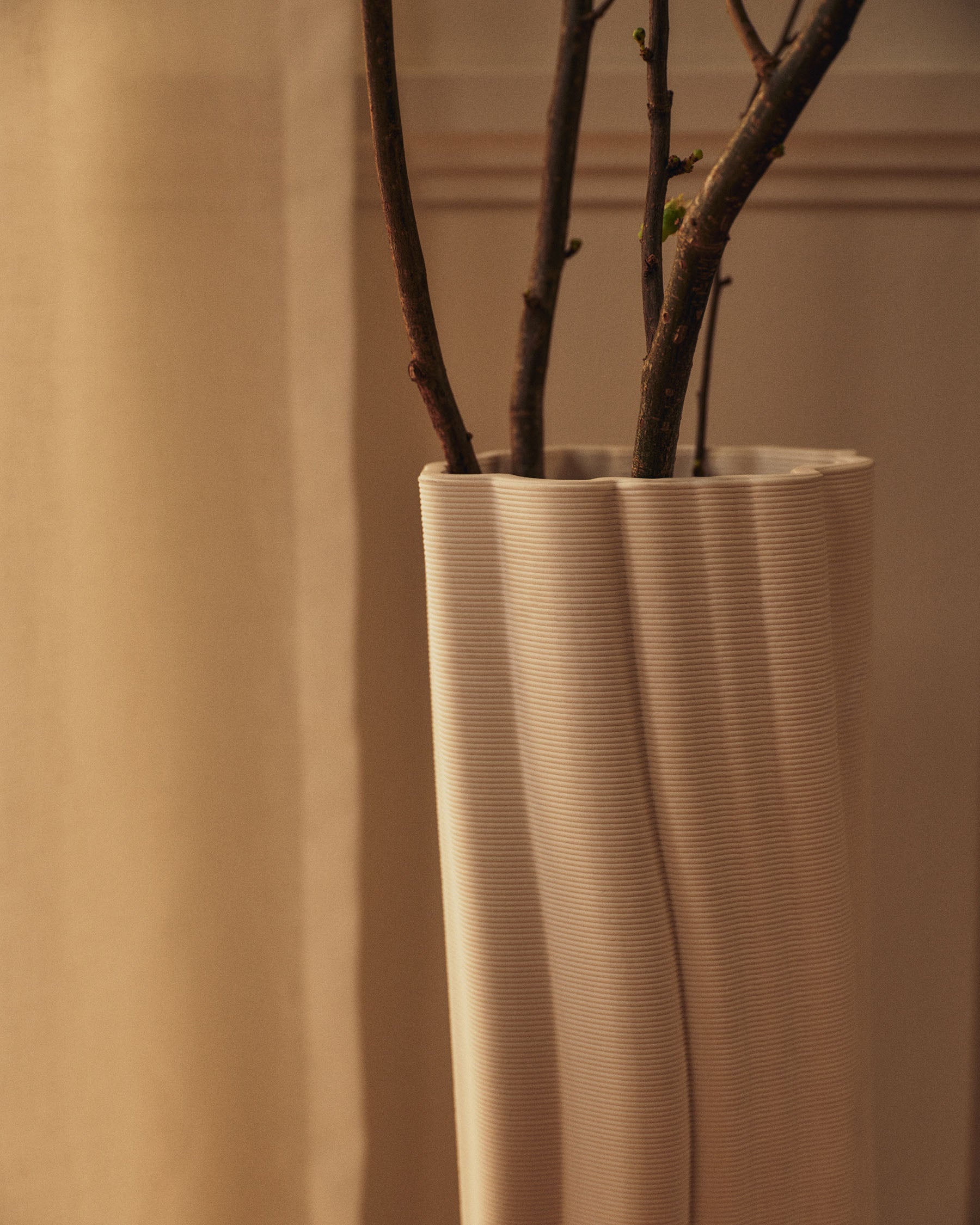Rylith Floor Vase - Off-white