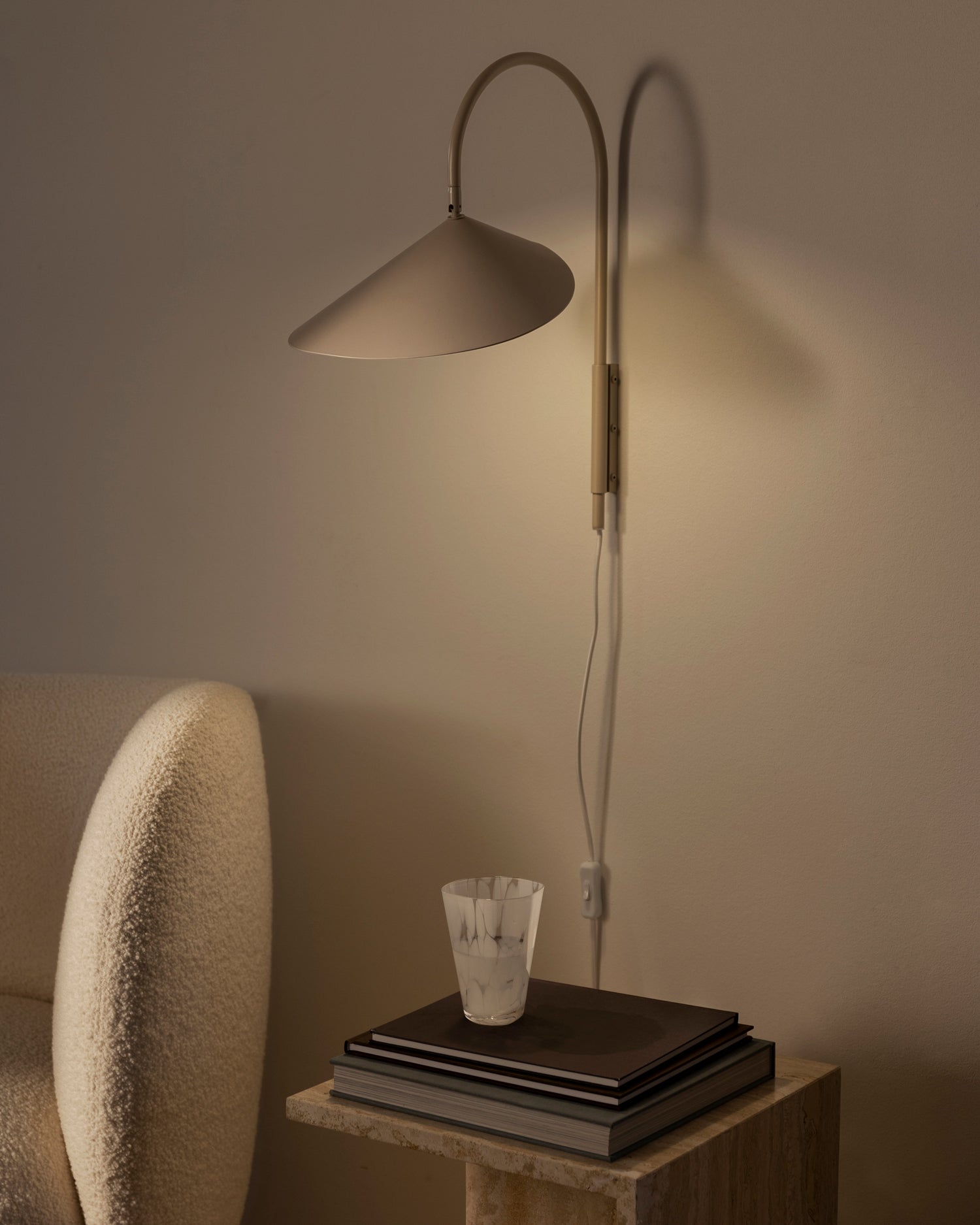 Arum Swivel Wall Lamp - Cashmere