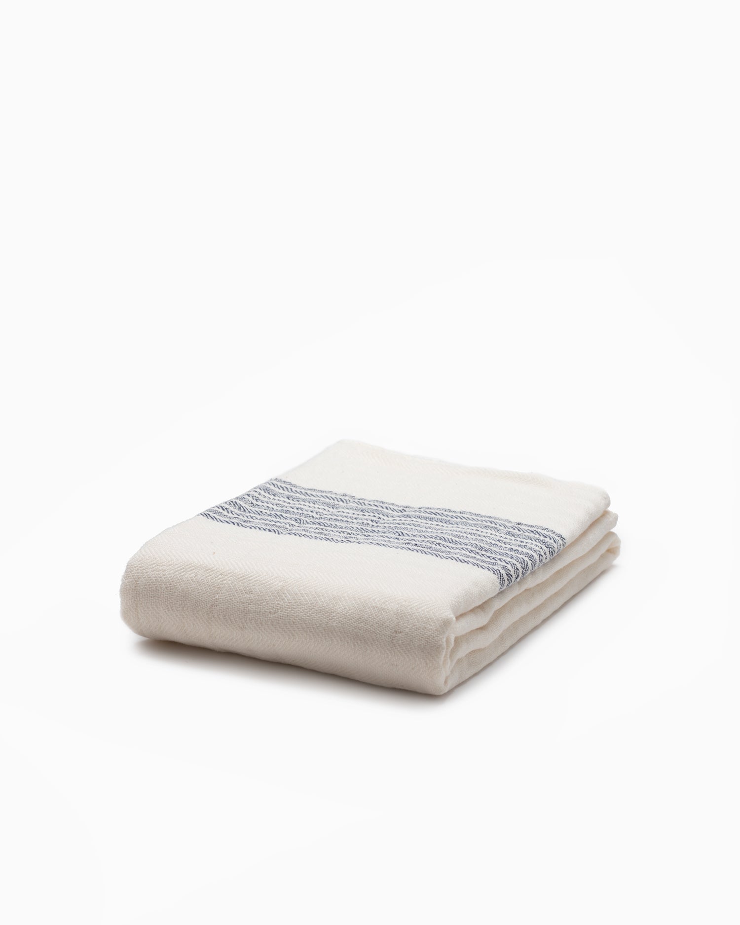 Flax Line Organic Compact Bath Towel - Navy/Ivory