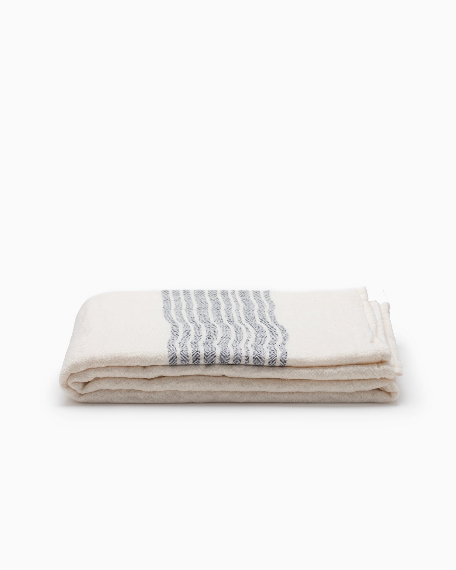 Flax Line Organic Compact Bath Towel - Navy/Ivory