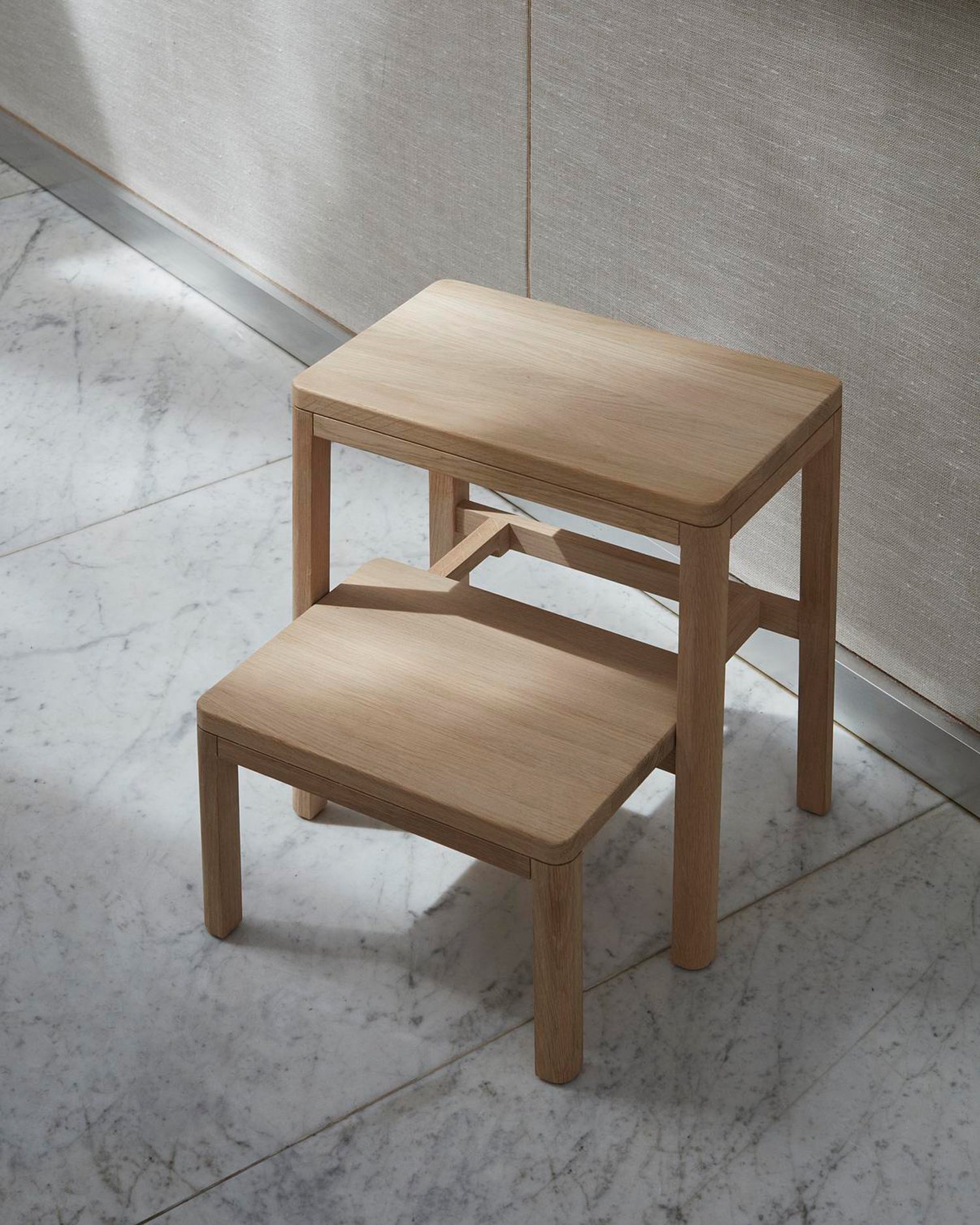 Noboru Stool