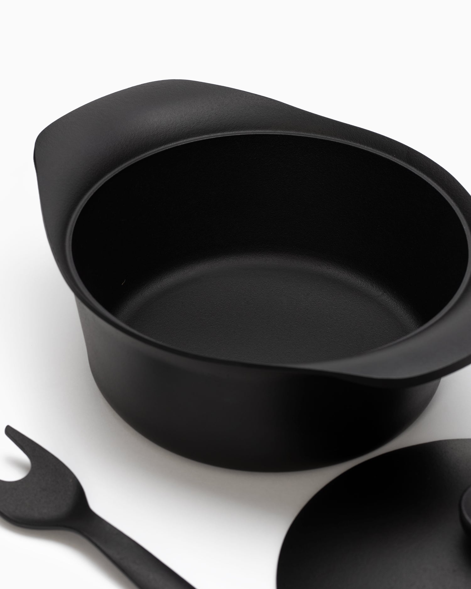 Sori Yanagi Cast Iron Deep Pan